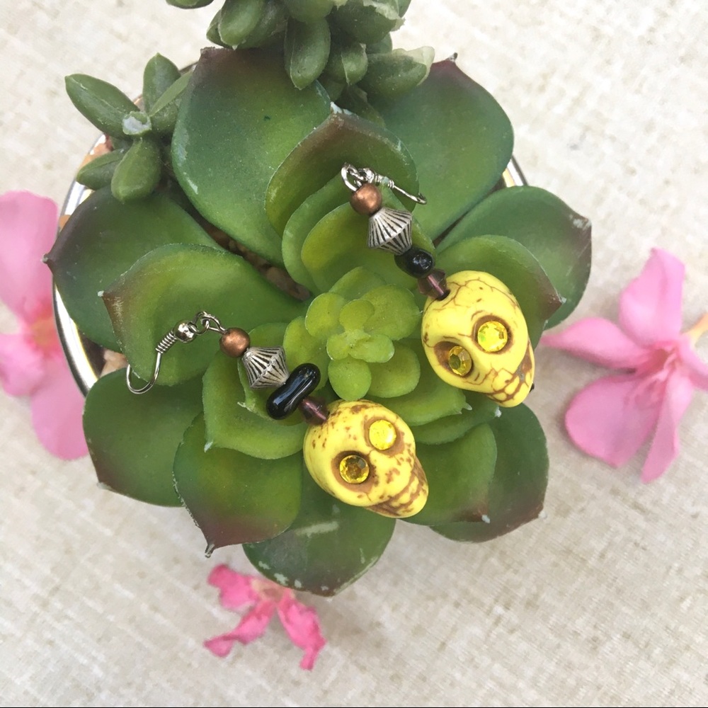 Yellow skull earrings Day of the Dead Dia de los Muertos Halloween skeleton